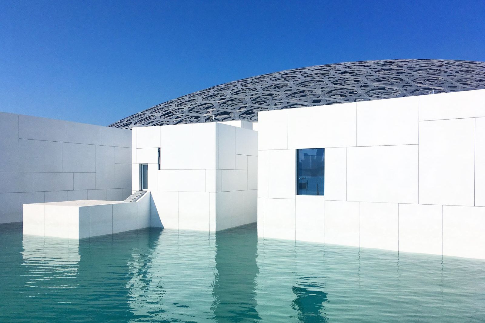Museum architecture on Saadiyat Island in Abu Dhabi, a setting for planning event staff for Yas Island and Saadiyat